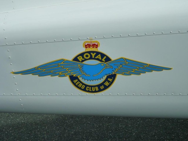 Klubb-emblem p� C-172 