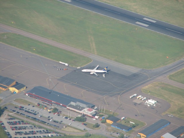 Ryanair parkerer p� G�teborg S�ve