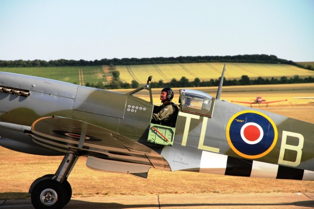 Spitfire p� Flying Legends 2010